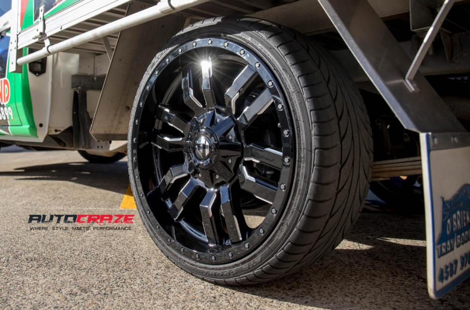 MAZDA BT 50 SLEDGE GLOSS BLACK MILLED ACCENTS